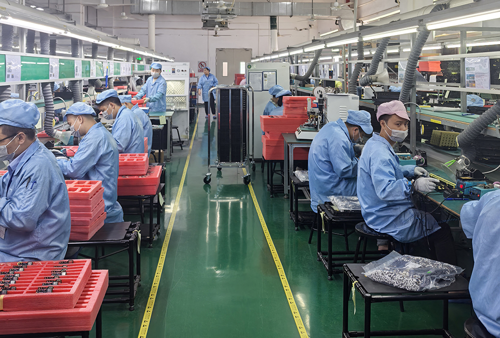 smt貼片加工和dip工序中廠家生產圖